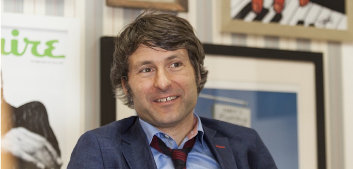 &Aacute;lvaro Cebri&aacute;n, a la playa con Phil Knight en la maleta